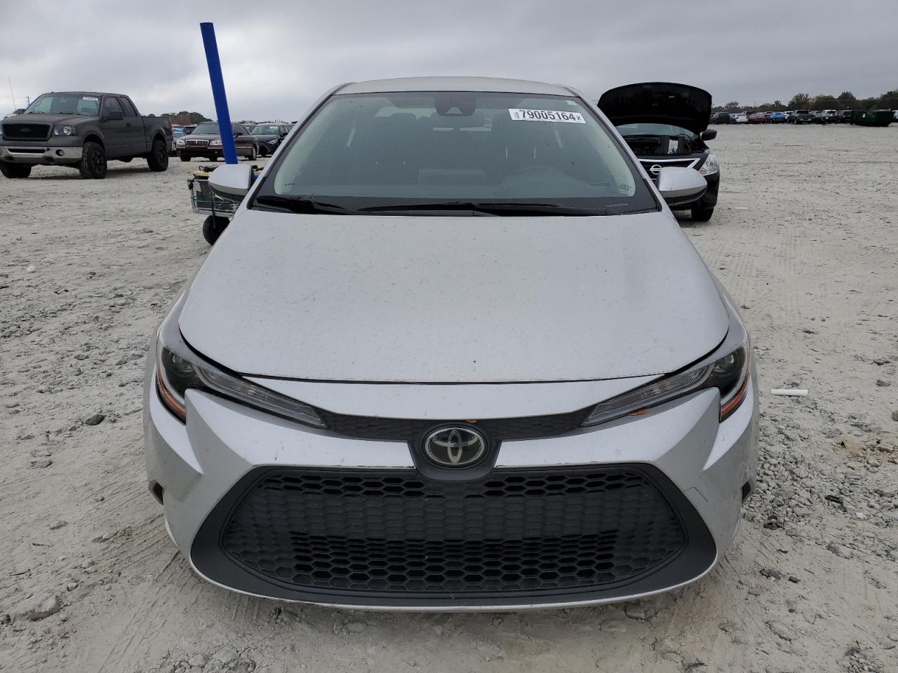 Toyota Corolla Le Image 4