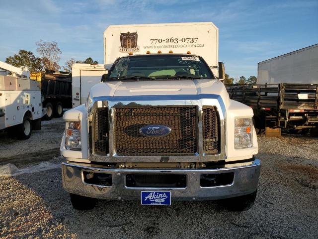 Ford F-650 Super Duty Image 4