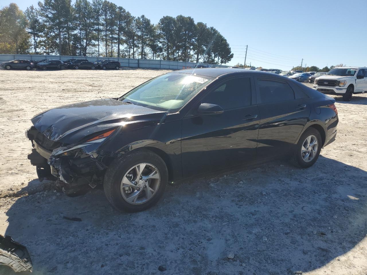 Hyundai ELANTRA Se Image 1