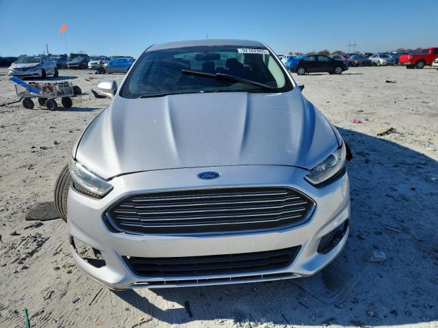 Ford Fusion Se Image 9