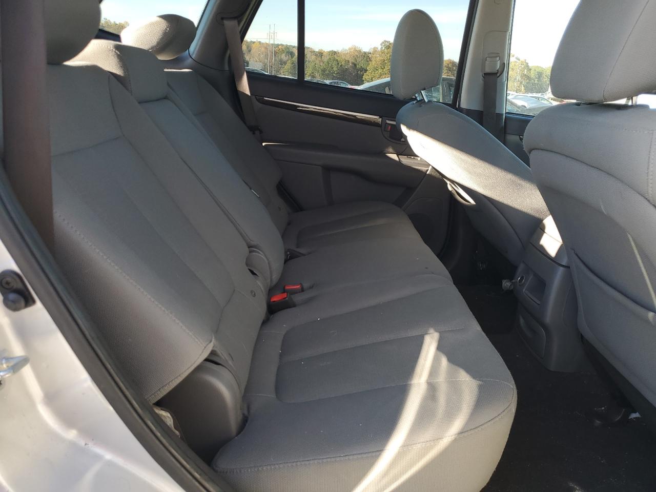 Hyundai SANTA FE Gls Image 13