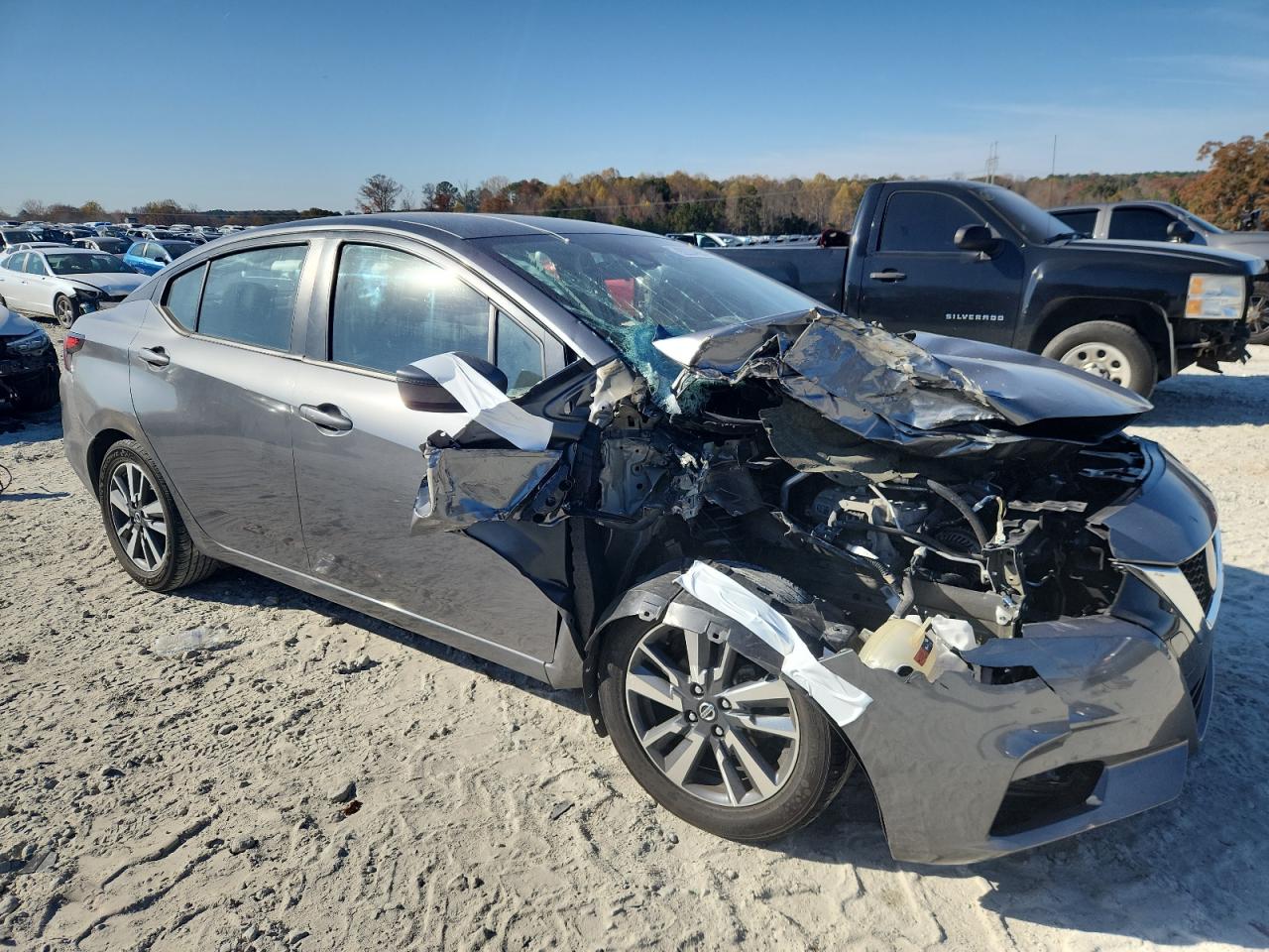Nissan Versa Sv Image 8