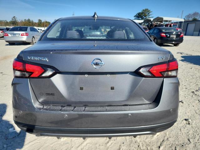Nissan Versa Sv Image 2