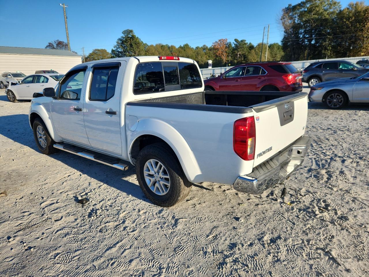 Nissan Frontier S Image 3