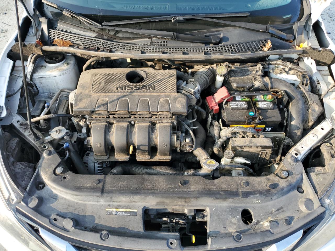 Nissan Sentra S Image 10