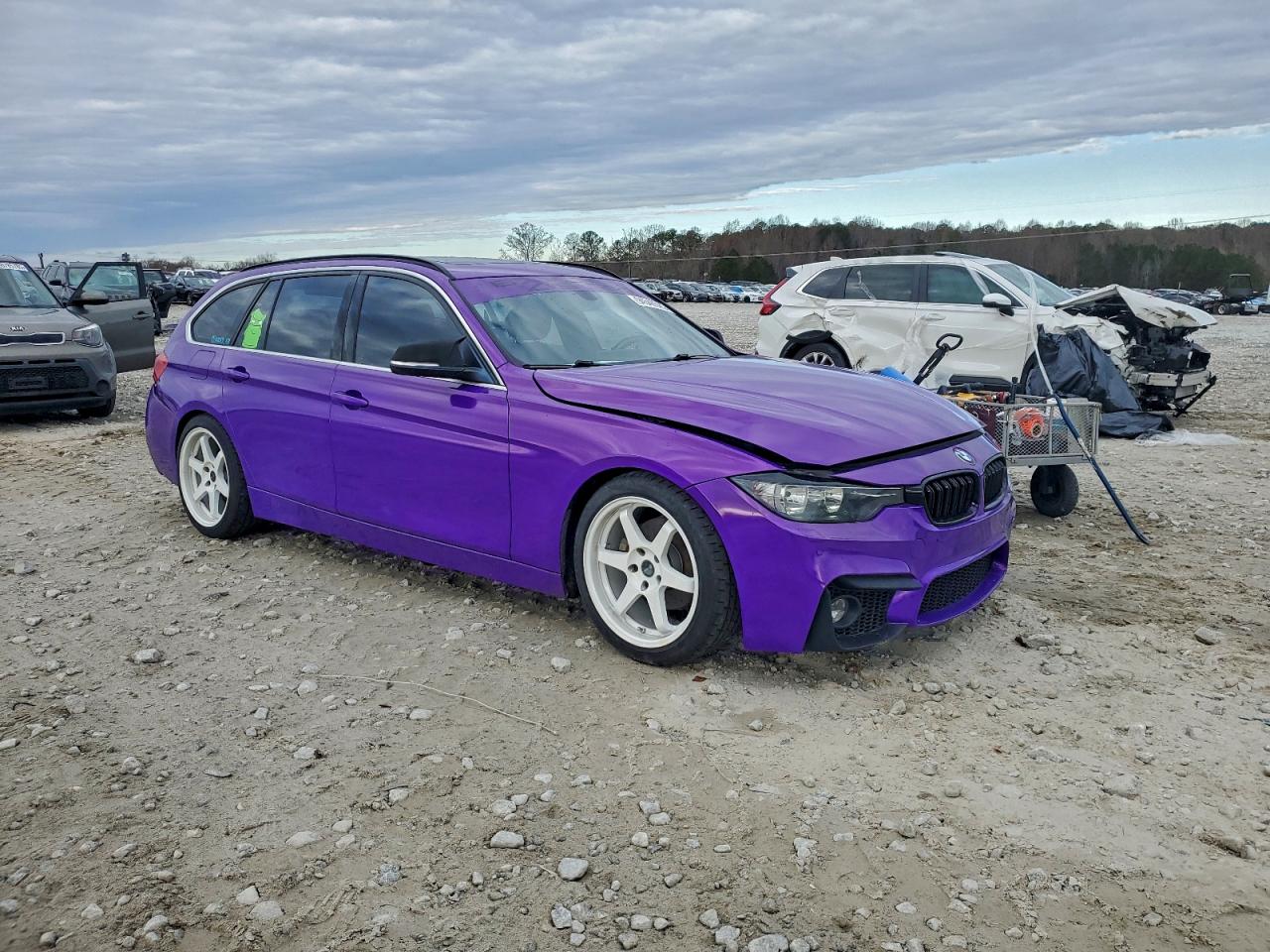 BMW 3 Series Xi Image 4