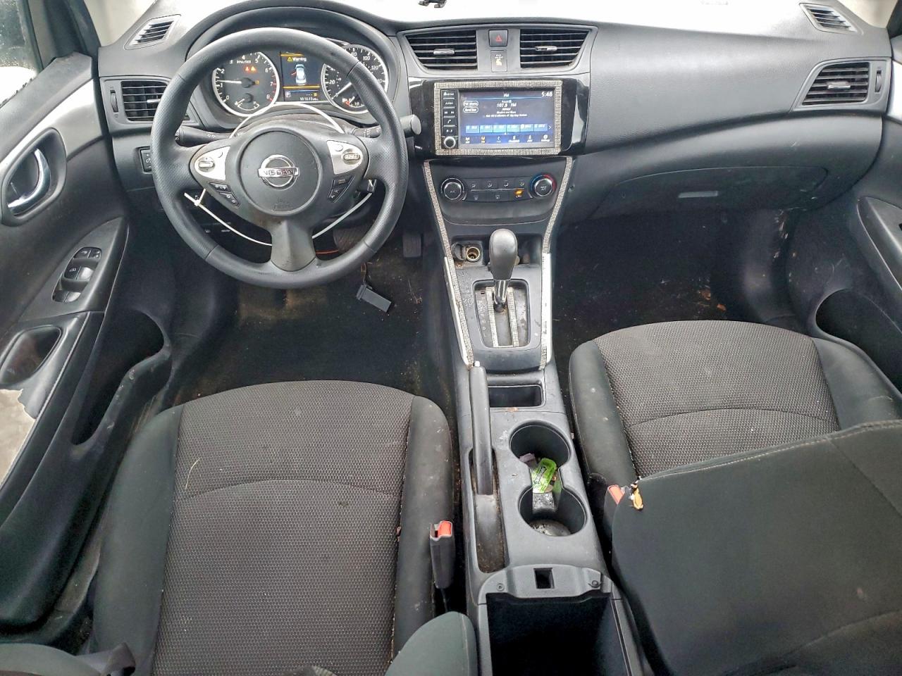 Nissan Sentra S Image 8