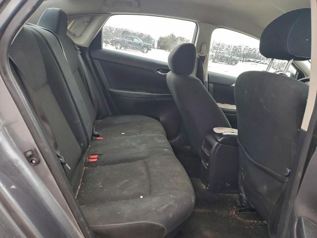 Nissan Sentra S Image 7