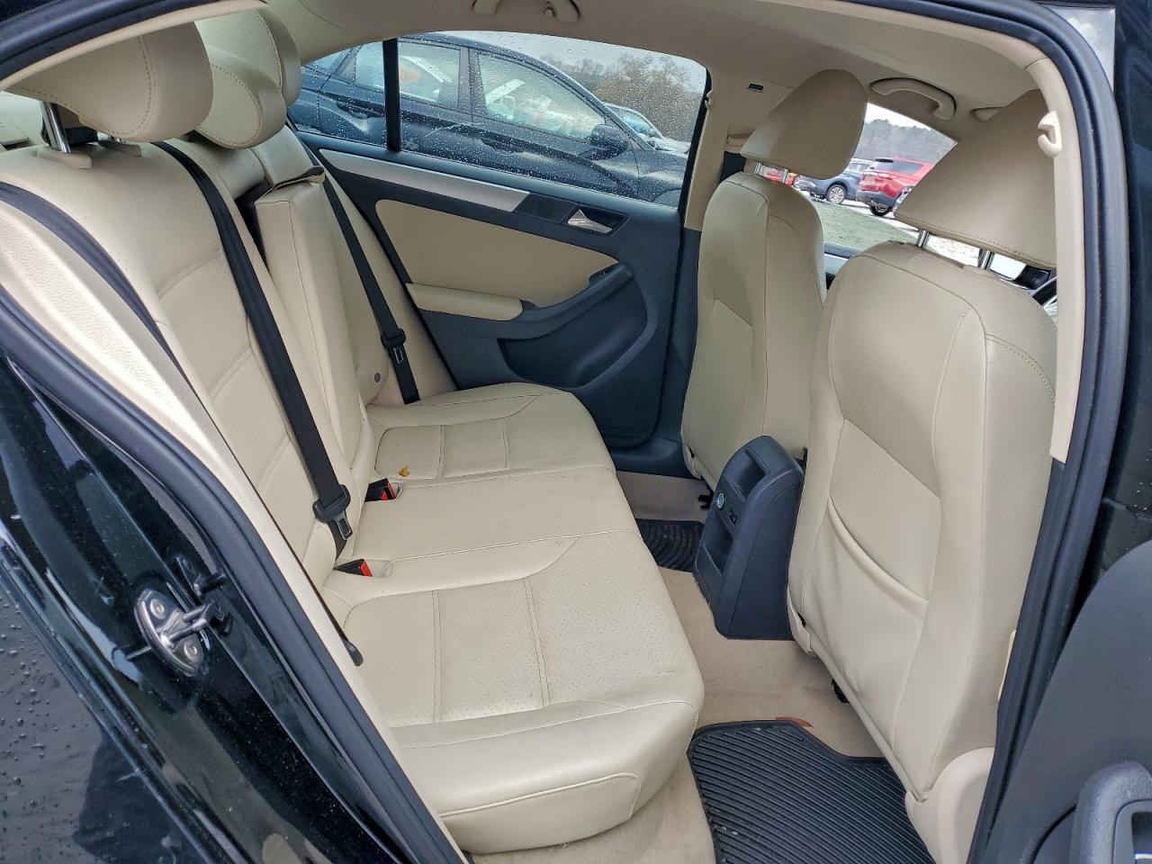 Volkswagen Jetta Se Image 9