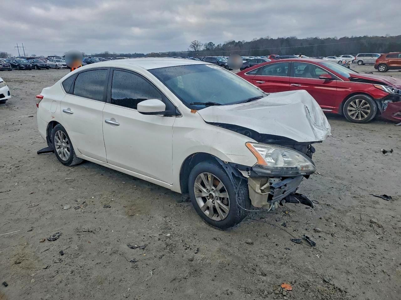 Nissan Sentra S Image 4