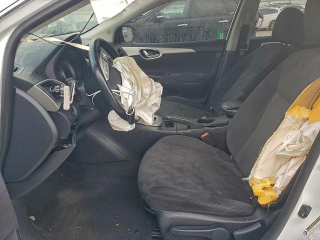 Nissan Sentra S Image 5