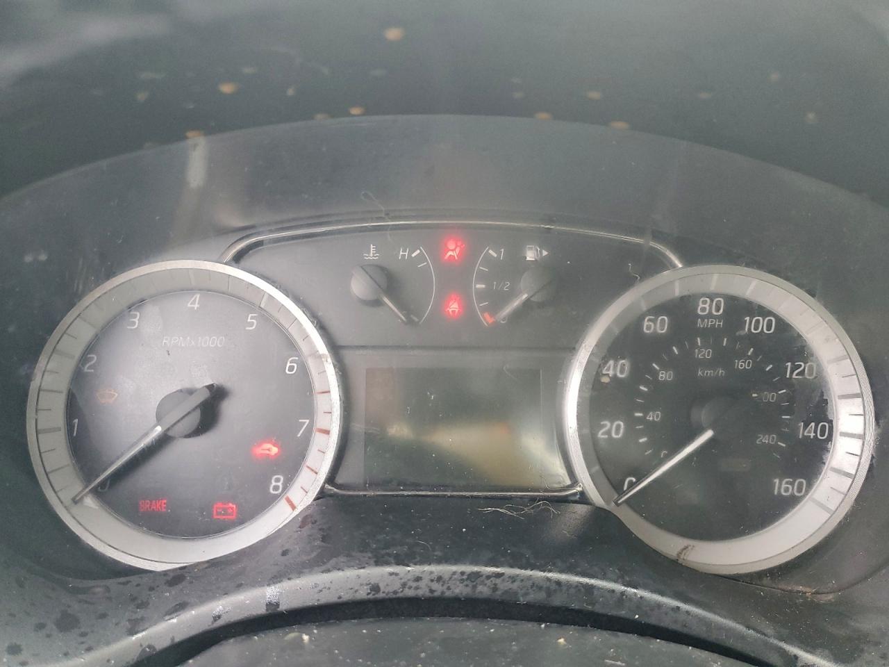 Nissan Sentra S Image 7