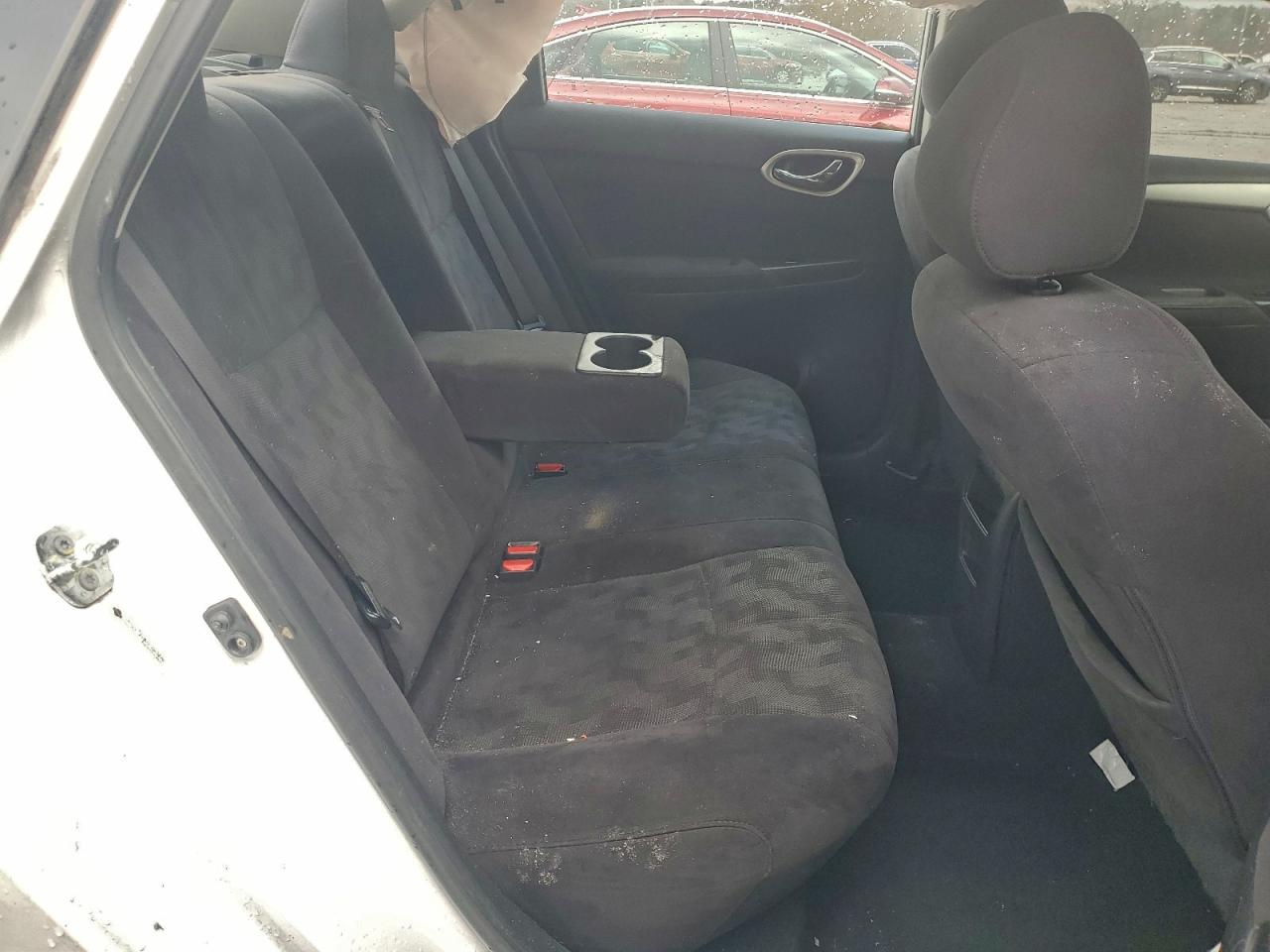 Nissan Sentra S Image 11