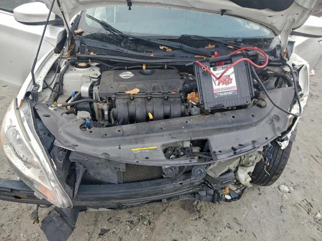 Nissan Sentra S Image 10