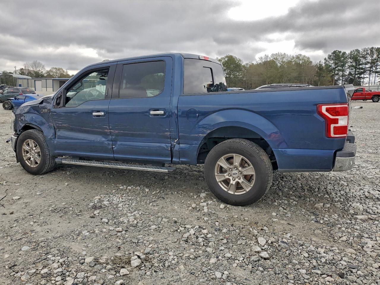 Ford F-150 Supercrew Image 2
