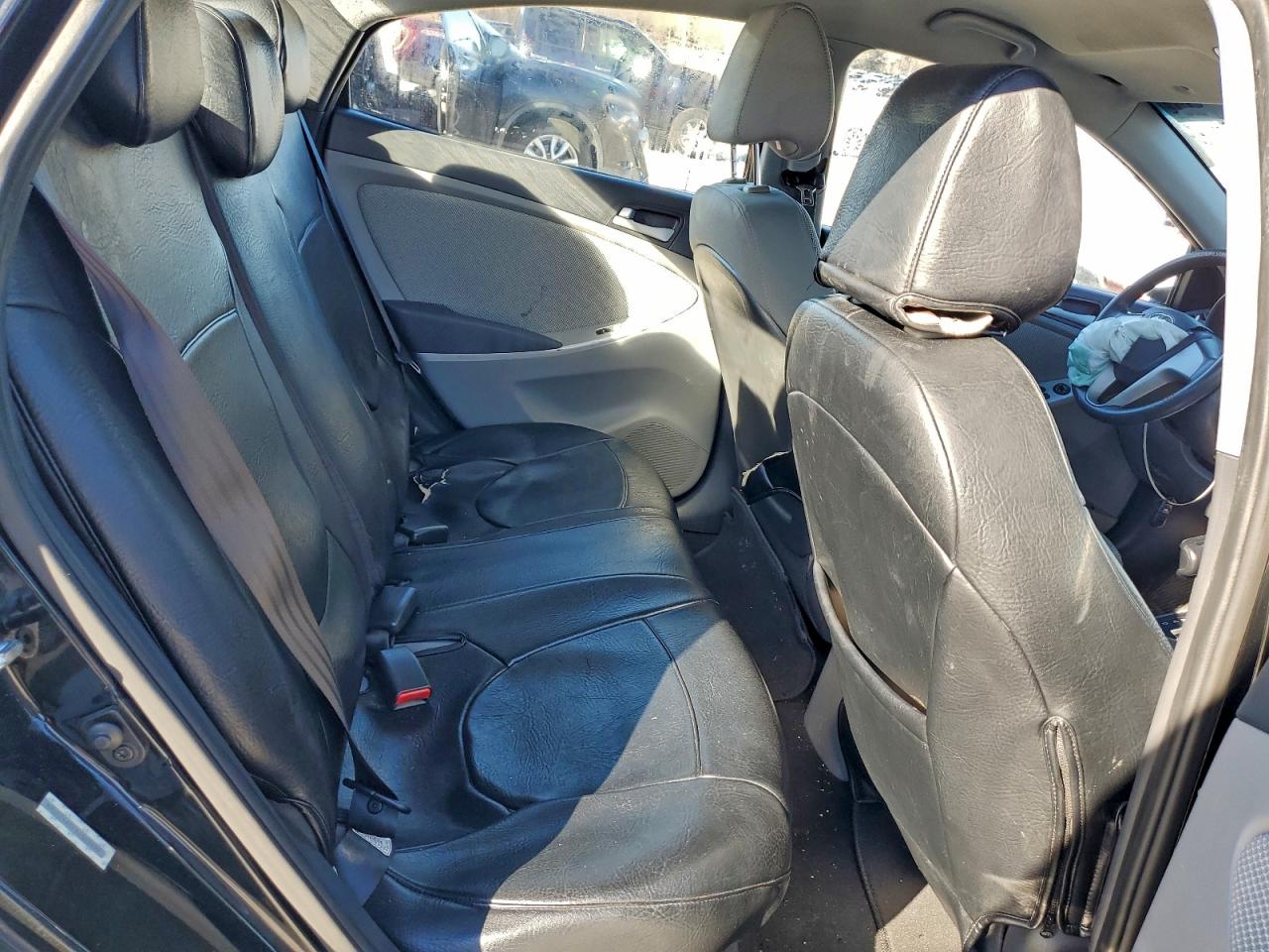 Hyundai ACCENT Gls Image 8