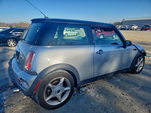 MINI Cooper Image 12