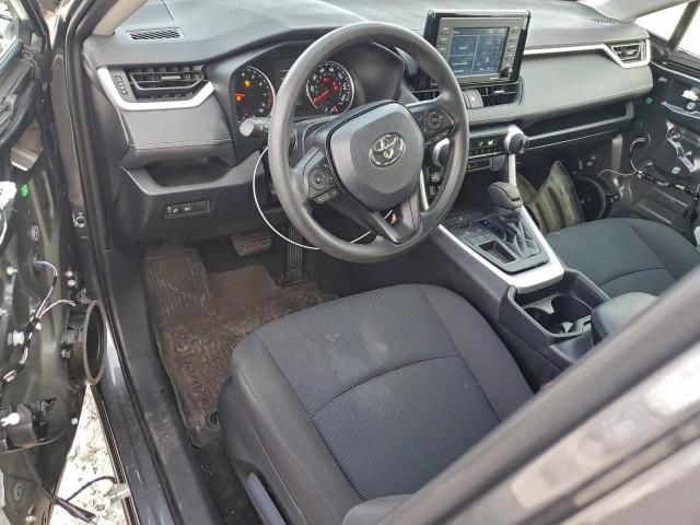 Toyota RAV4 Le Image 8