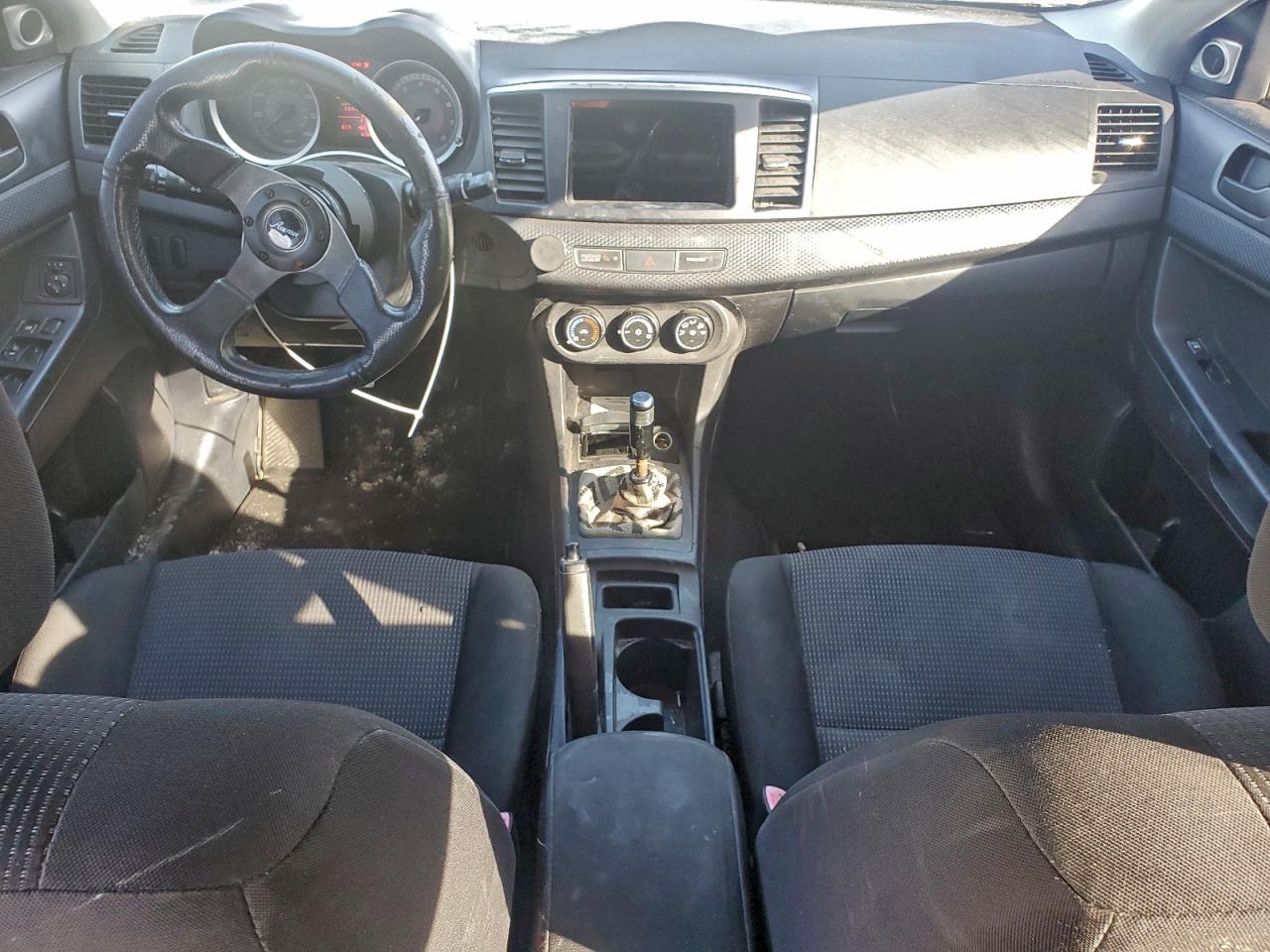 Mitsubishi Lancer Es Image 9