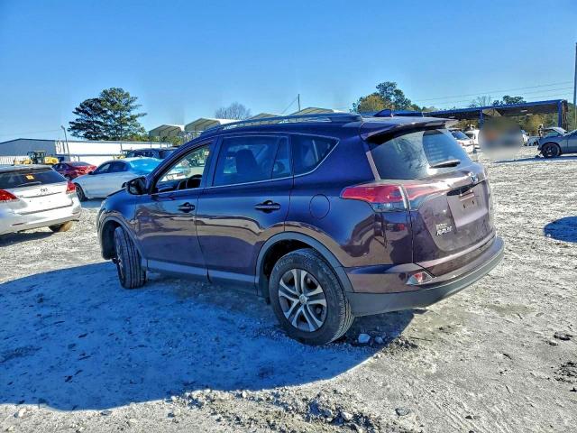 Toyota RAV4 Le Image 10