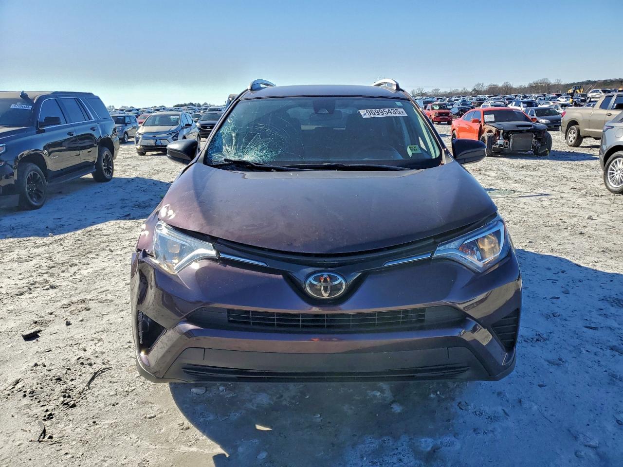 Toyota RAV4 Le Image 7