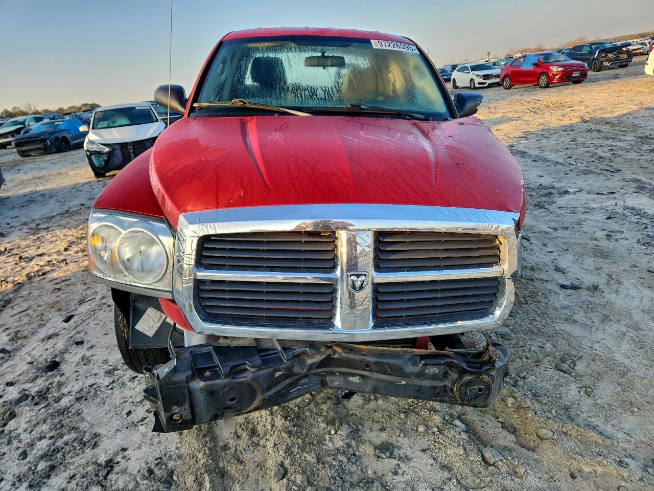 Dodge Dakota Quad Image 4