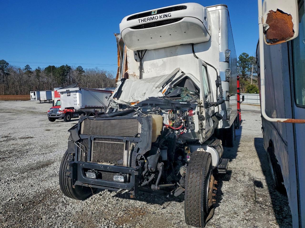 International Mv607 Image 1