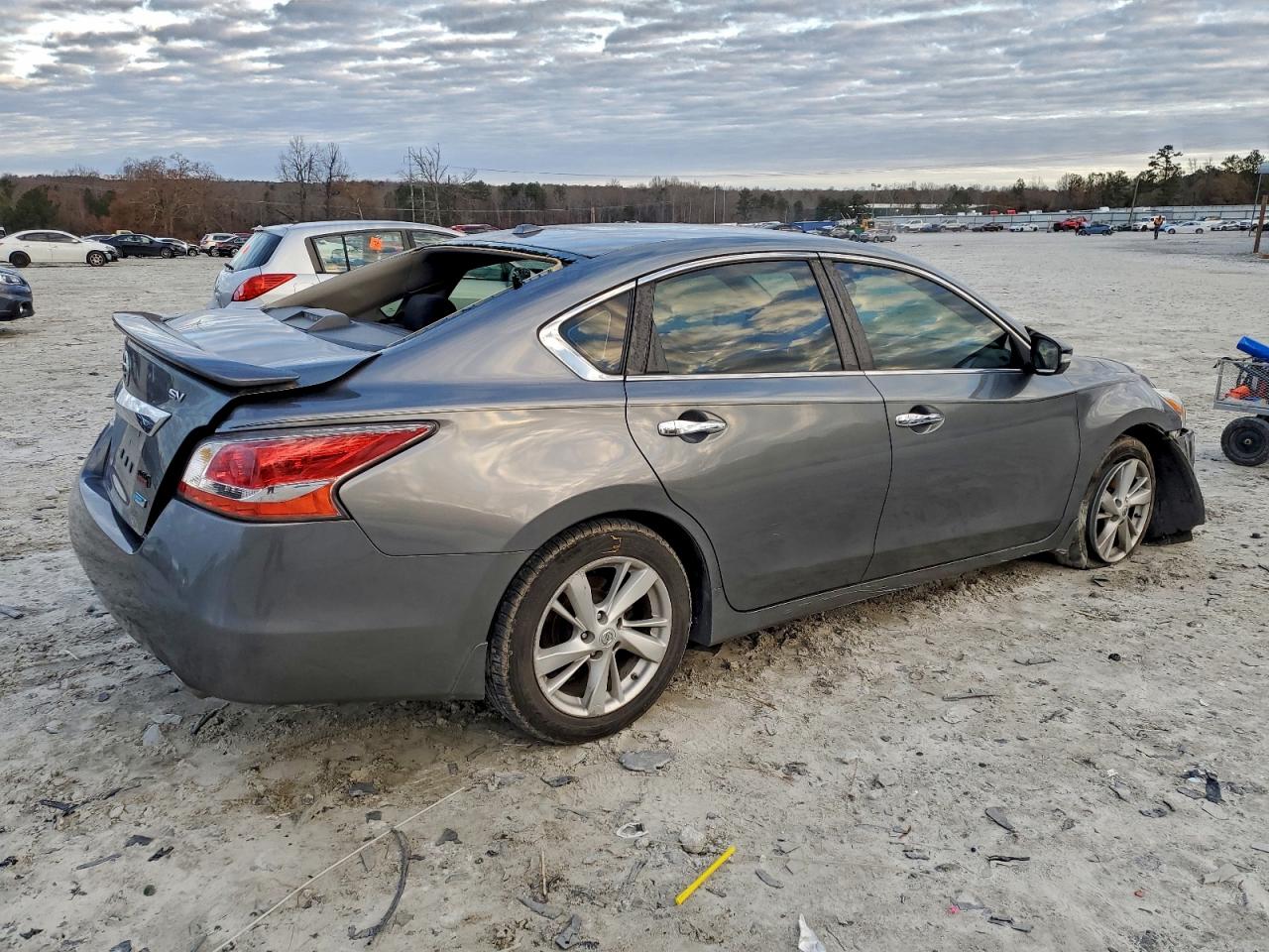 Nissan Altima 2.5 Image 4