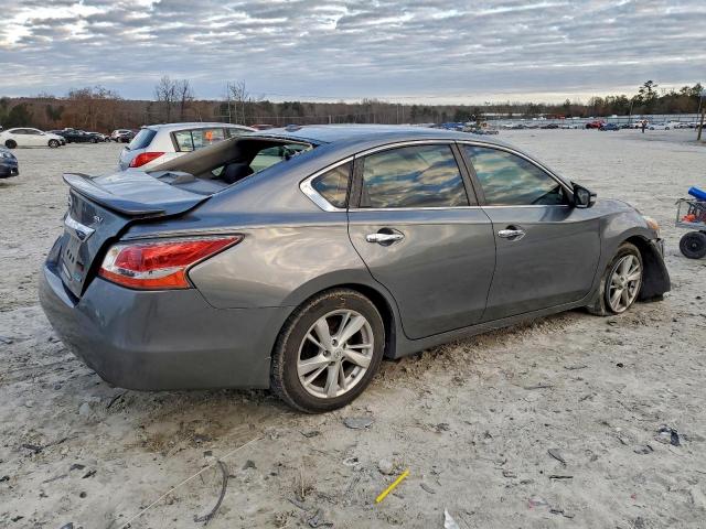 Nissan Altima 2.5 Image 4