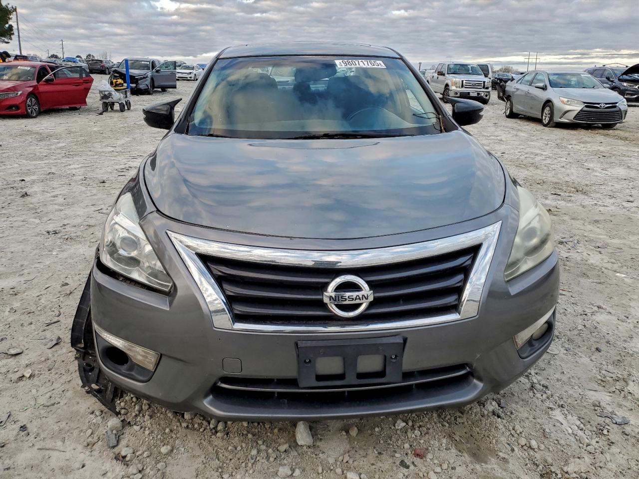 Nissan Altima 2.5 Image 6