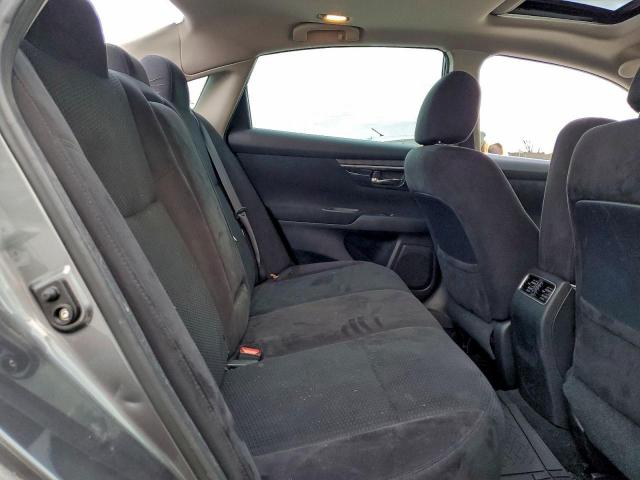 Nissan Altima 2.5 Image 11