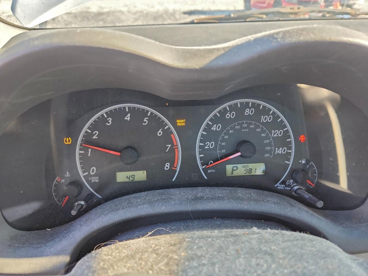 Toyota Corolla Base Image 11