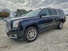 GMC Yukon Denali Image 1
