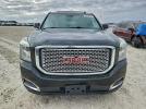 GMC Yukon Denali Image 5