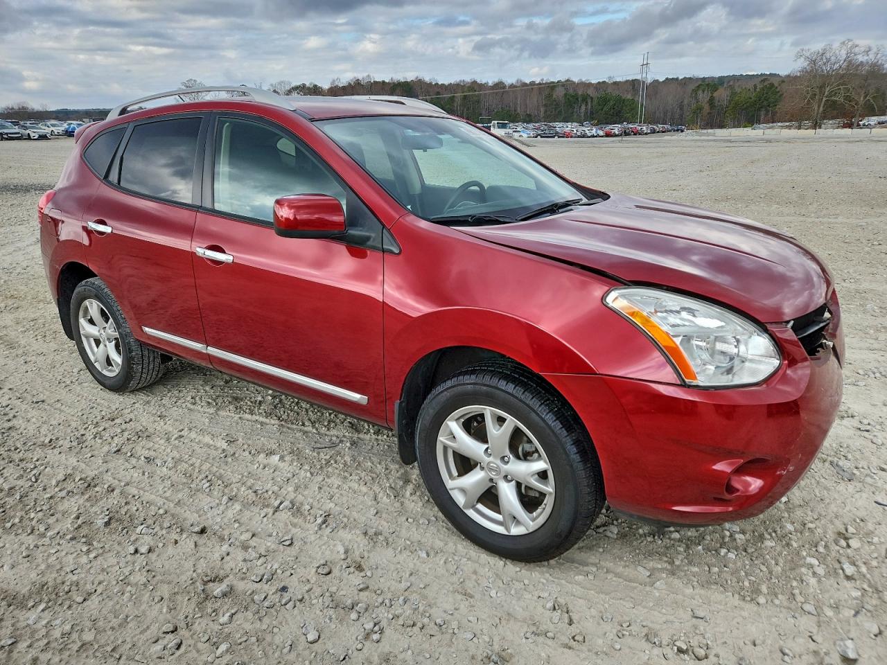 Nissan Rogue S Image 3