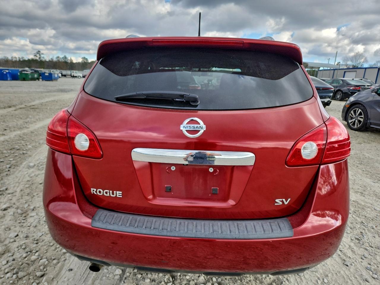 Nissan Rogue S Image 5