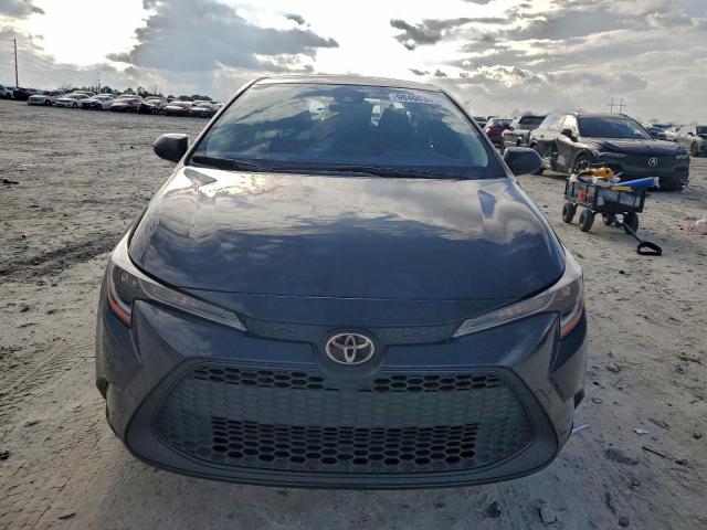 Toyota Corolla Le Image 6