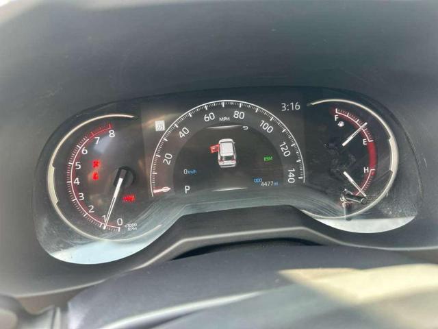 Toyota RAV4 Xle Premium Image 8