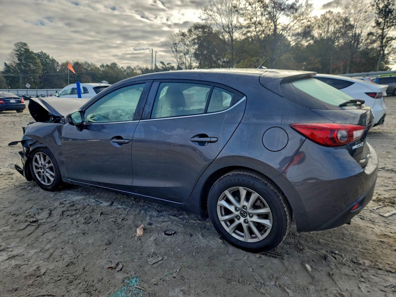 Mazda 3 Sport Image 4