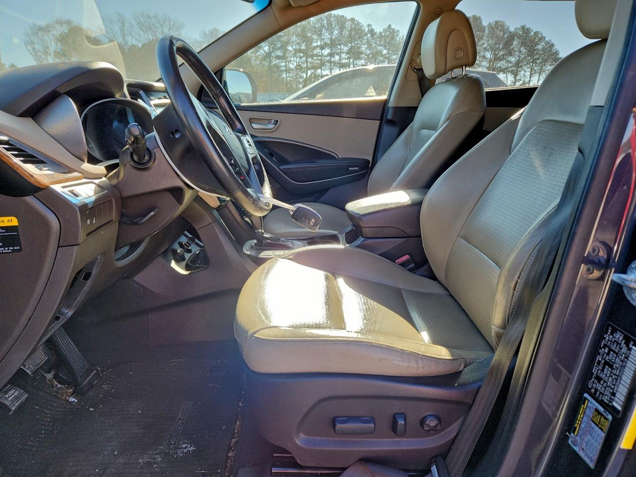 Hyundai SANTA FE Gls Image 10