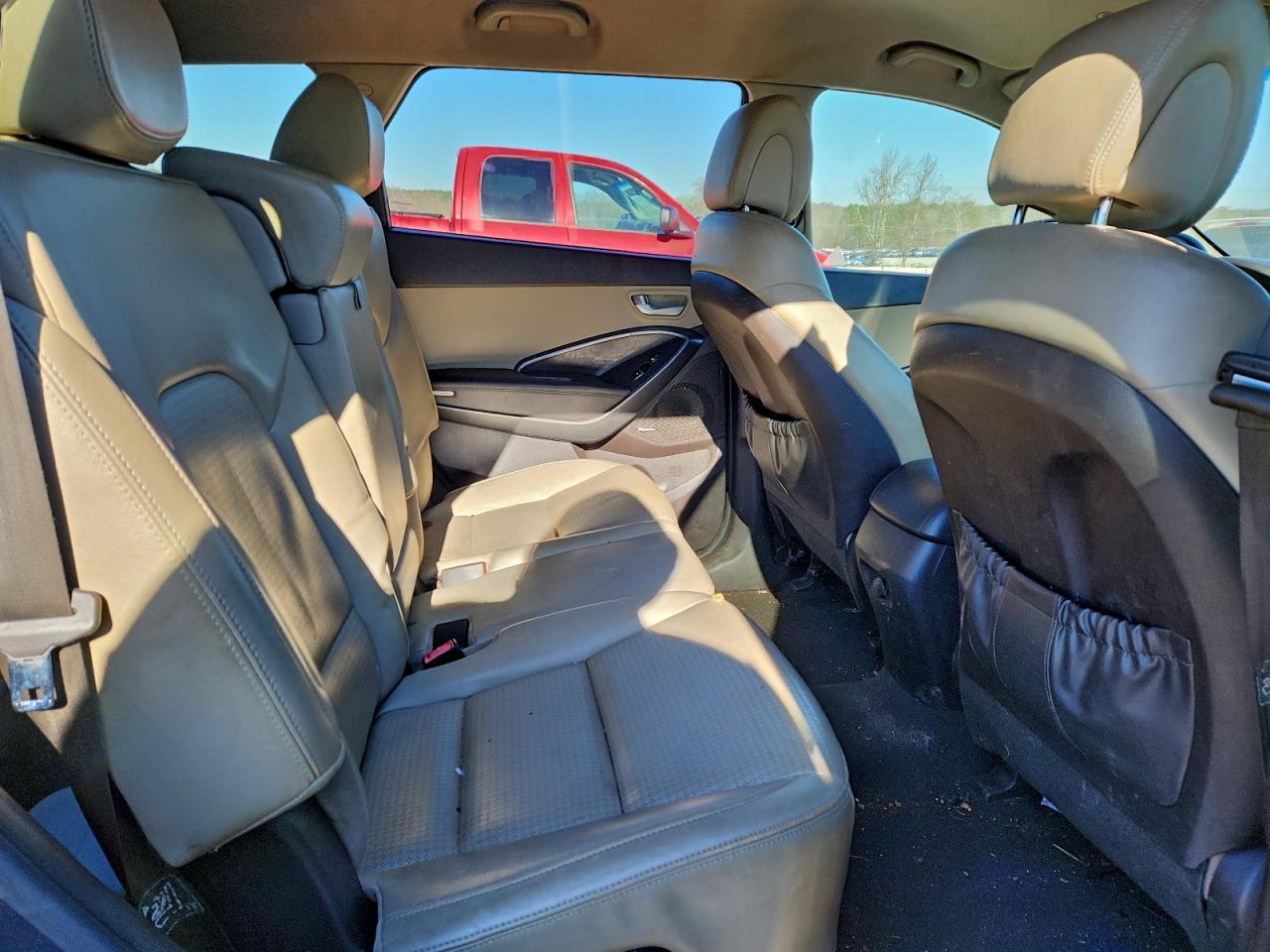 Hyundai SANTA FE Gls Image 2