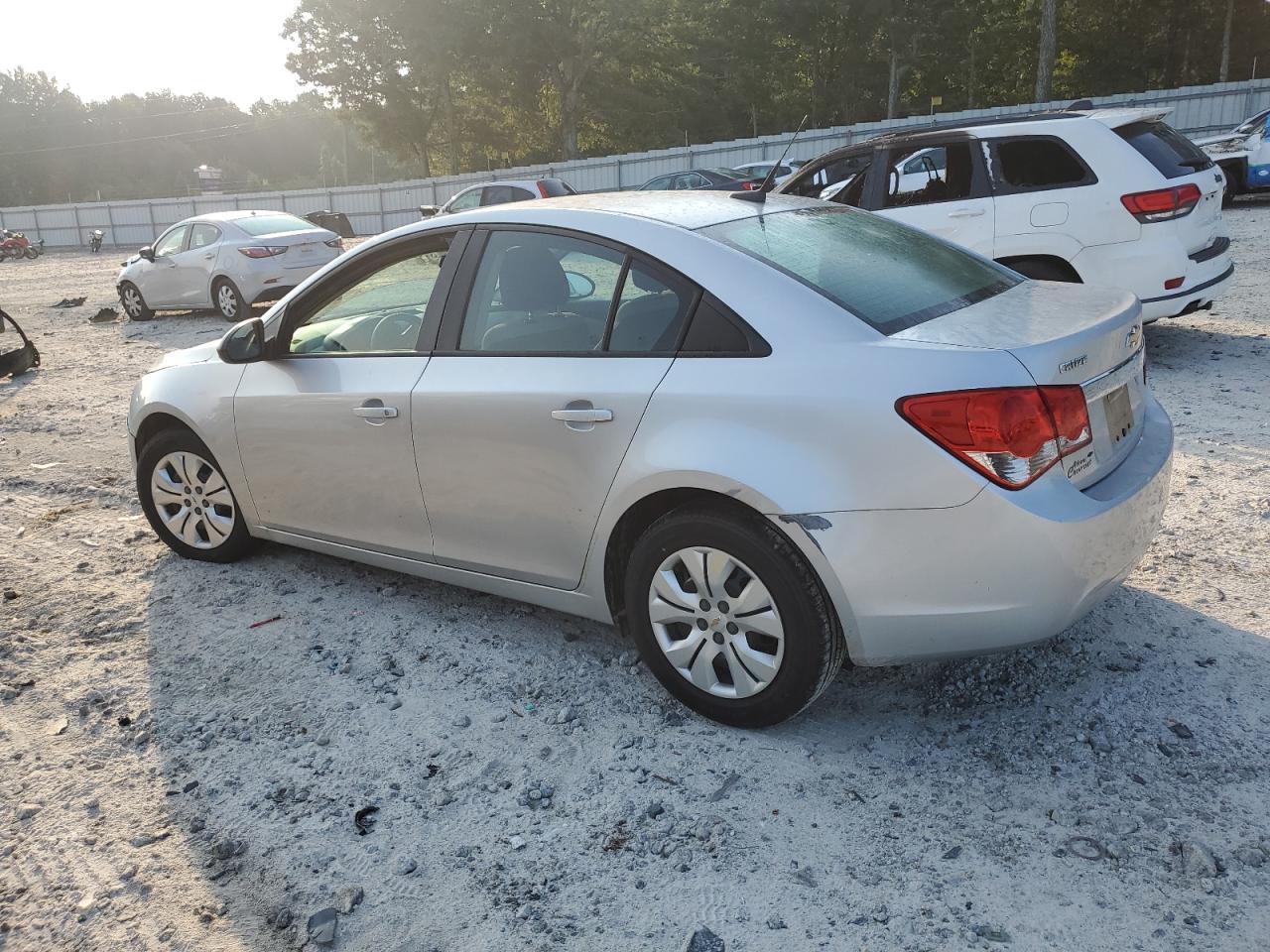 Chevrolet Cruze Ls Image 12