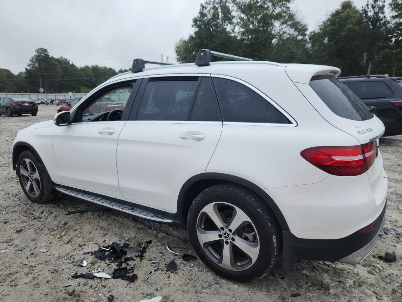 Mercedes-Benz GLC 300 Image 8