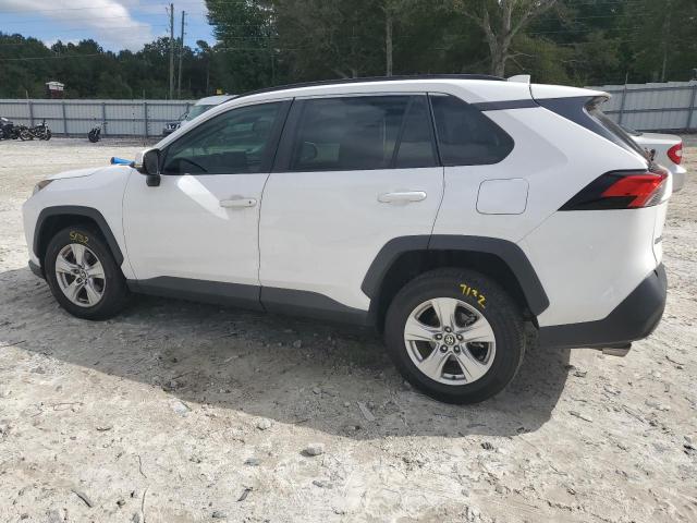 Toyota RAV4 Xle Image 10