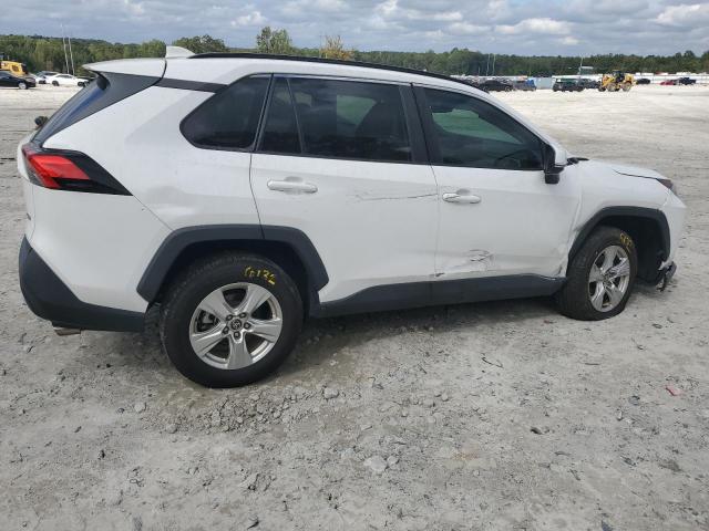 Toyota RAV4 Xle Image 8