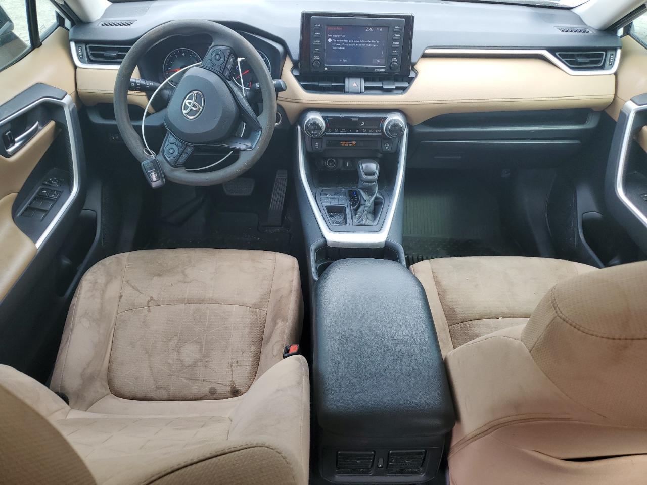 Toyota RAV4 Xle Image 2