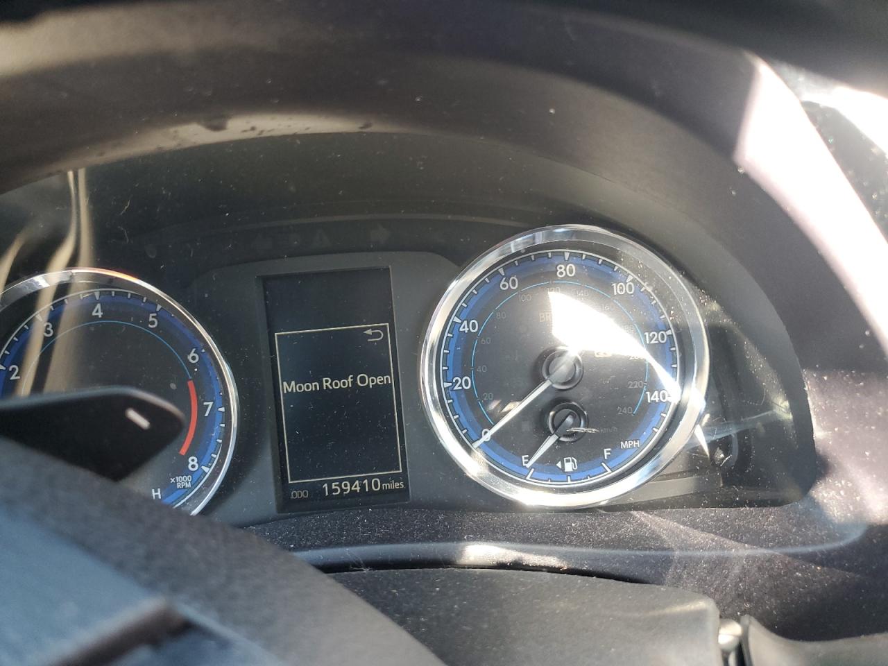 Toyota Corolla L Image 10