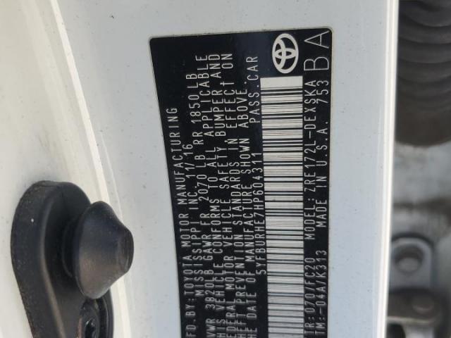 Toyota Corolla L Image 8