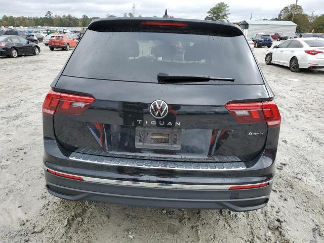 Volkswagen Tiguan S Image 8