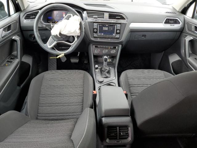 Volkswagen Tiguan S Image 11